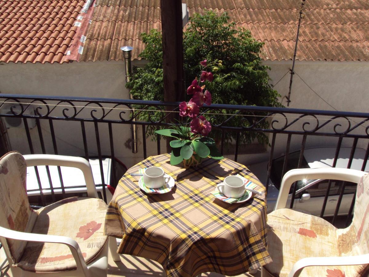 Sunshine Pension Pythagoreio  Ruang foto