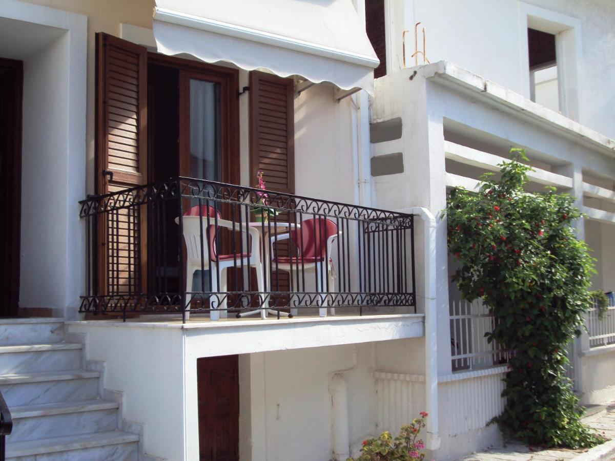 Sunshine Pension Pythagoreio  Bagian luar foto